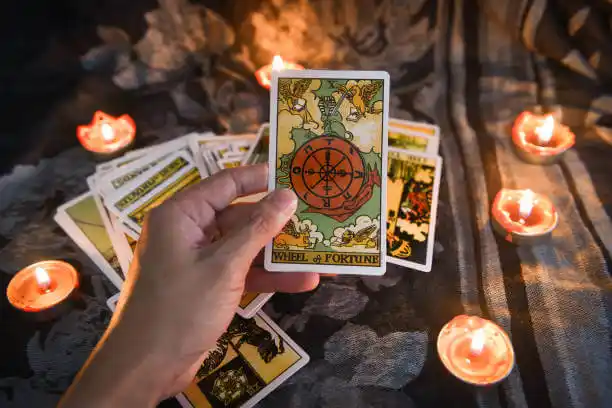 tarot cards Housatonic